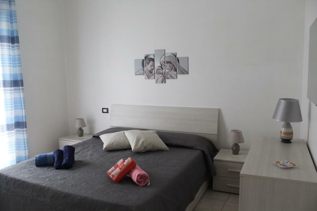 Casa Rafael Apartment Марина ди Модика Екстериор снимка